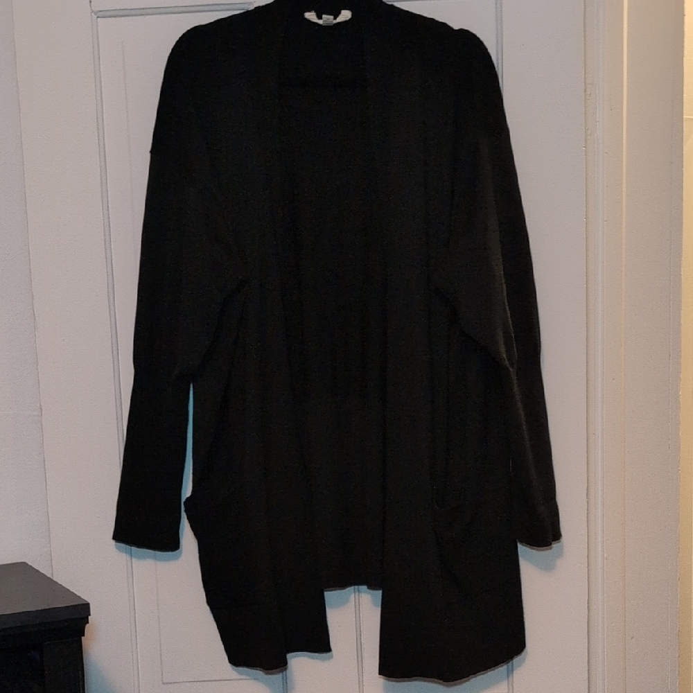 Terra & Sky Black Women's Cardigan